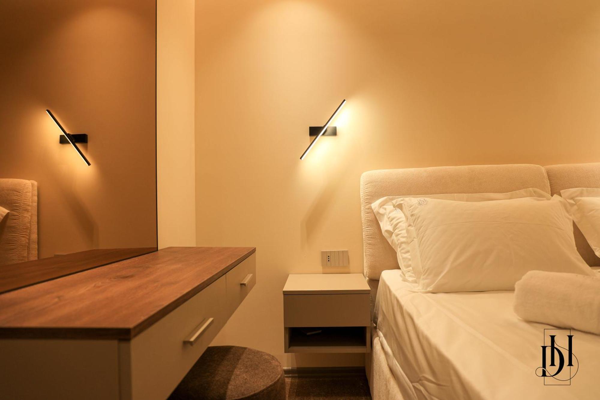 Deha Rooms & Apartments Tirana Buitenkant foto