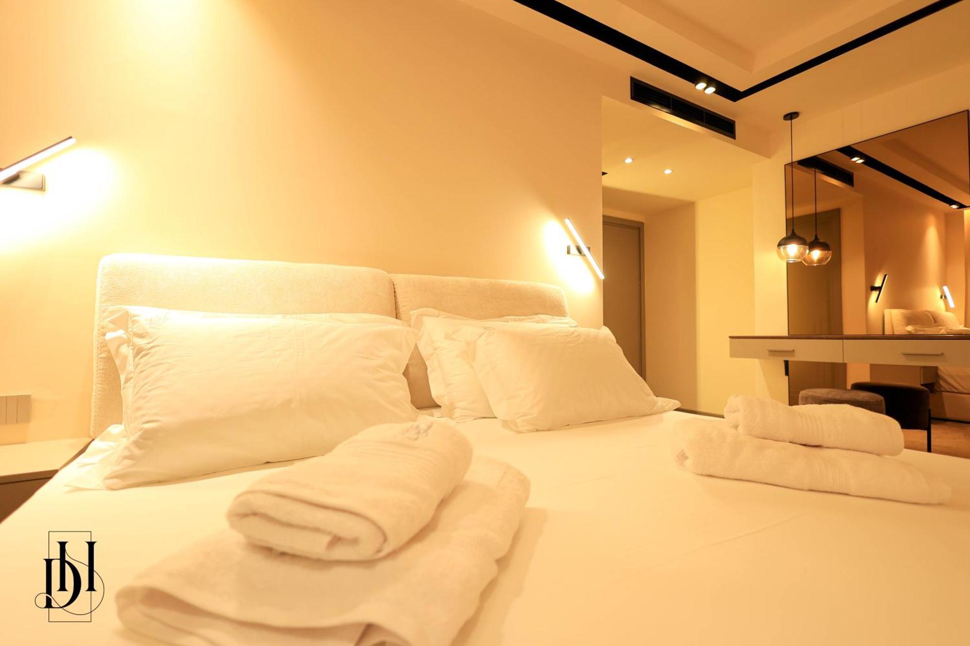 Deha Rooms & Apartments Tirana Buitenkant foto