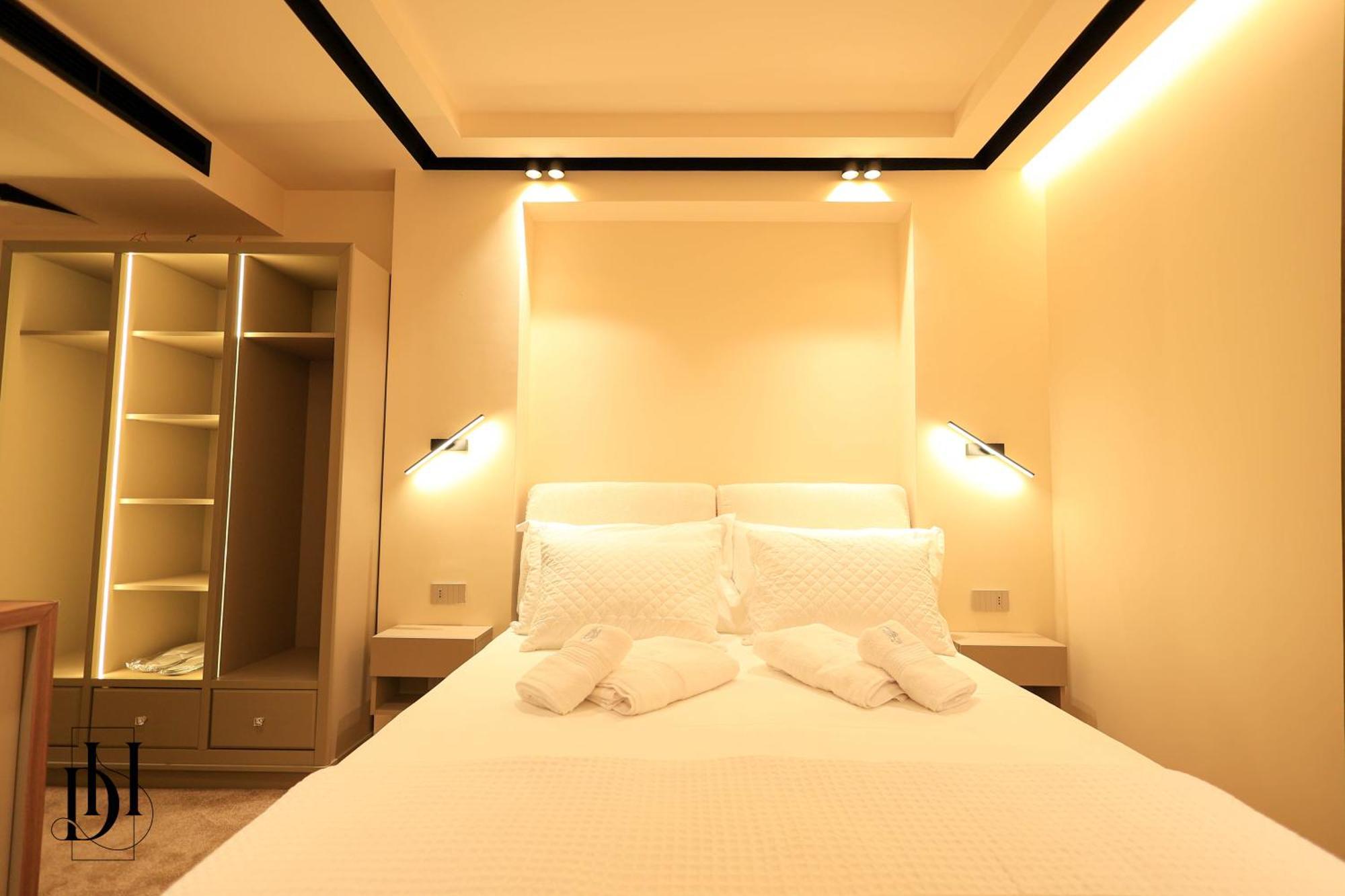 Deha Rooms & Apartments Tirana Buitenkant foto